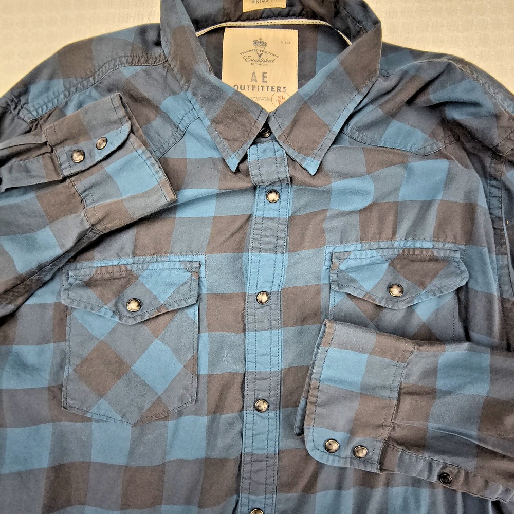 American Eagle Button Down Shirt Men XL 48" Long Sleeve Plaid Black Blue Vintage